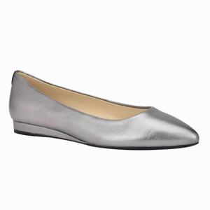 Nine West Ferdi 9x9 Pointy Toe Flats - Grey - Ireland (OT0675123)